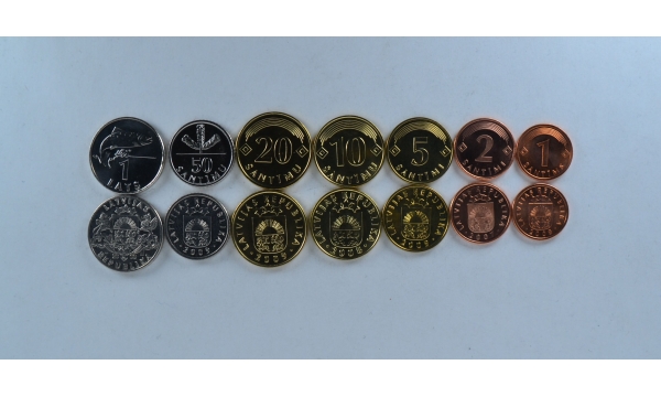 Latvija 7 monetų komplektas