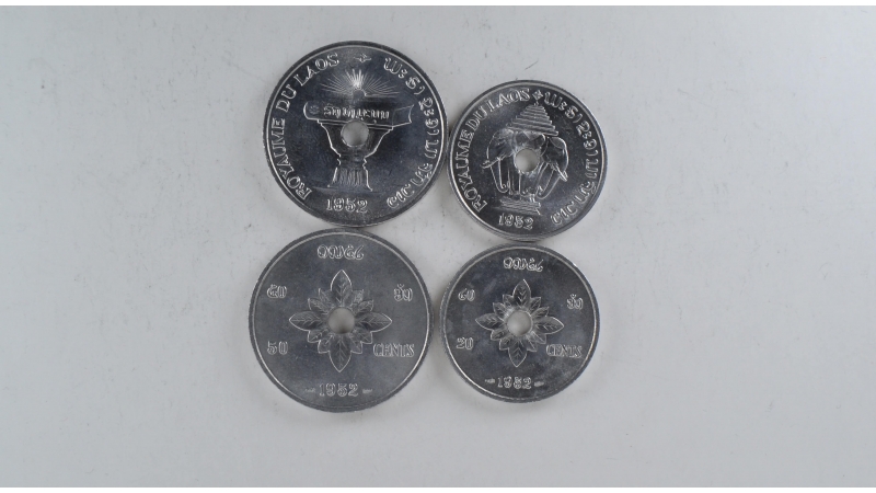 Laos 2 monetų komplektas 20 50 1952m.